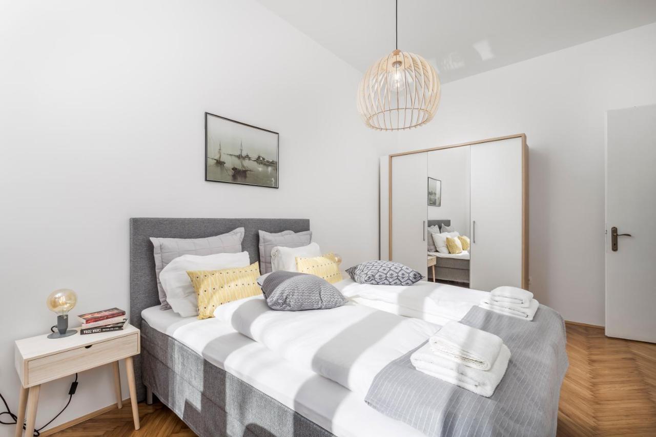 Apartment Bella 36 リエカ エクステリア 写真